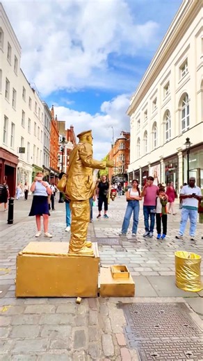 When you catch the right thing at the right time.#livingstatue