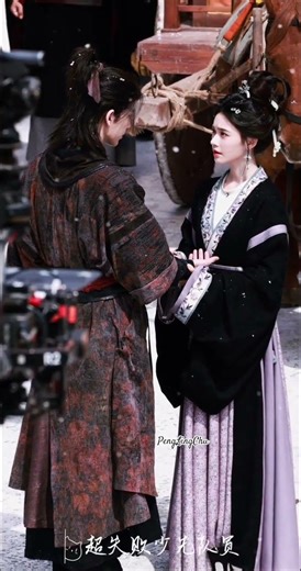 4.2 Gently fall into the palm of my hand Xiao Li to Wenyu 🫴🏻 #zhanglinghe #linyun #guiluan #reuters