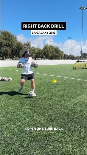 Right Back Drill with LA Galaxy Academy Soccer Player #soccer #soccertraining