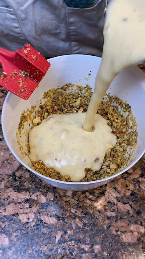 Cornbread Chicken Casserole with simple ingredients #cornbread #chickenrecipes #dinnerideas #casserole #simplerecipes #familydinner | Clay Skipworth