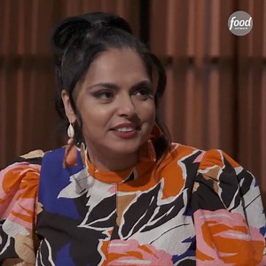 19K views · 197 reactions | Scott Conant, Maneet Chauhan & Chef Chris Santos tell us what they're looking for in a new sous chef and how the #Chopped competition compares to a restaurant kitchen. #Chopped Desperately Seeking Sous-Chef is all-new Tuesday at 9|8c. | Food Network | Facebook