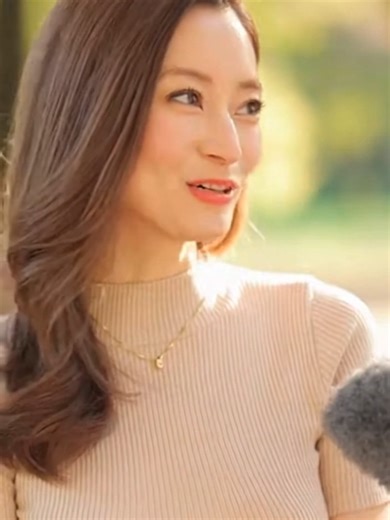 44歳奥様 #アラフォー #40代 #アラフィフ #50代 #JapaneseWoman #JapaneseBeauty 40代・50代の日本女性の美しさ アラフォー、アラフィフの日本女性の魅力や美容法について探ります。美しさを保つためのヒントを知りたい方必見です！ Keywords: 40代 日本女性 美容法, 50代 日本女性 セルフケア, アラフォーの美しさ, アラフィフ 日本 美容, 日本女性 健康的なライフスタイル, 日本美の秘訣, 中高年女性の美容, 40代の魅力, 美しさを保つ方法, 日本女性 ライフスタイル