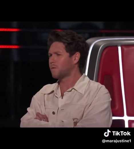 Mara Justine's Stunning Duet with John Legend on The Voice