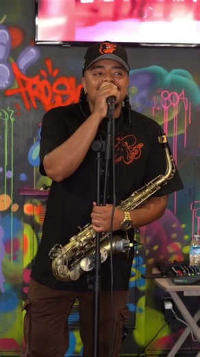 Live at The Beet Box: “Inconsistent” #shorts