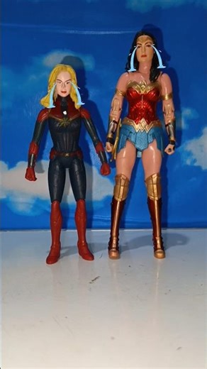 Dinosaurs prank Wonderwoman and Captain Marvel #marveltoys