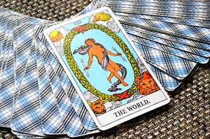 Understanding The World Card in Tarot Readings | LoveToKnow