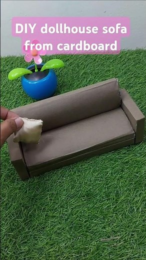 DIY Dollhouse Sofa made from cardboard, I made quite a few! #cardboardcrafts #dollhouseminiatures