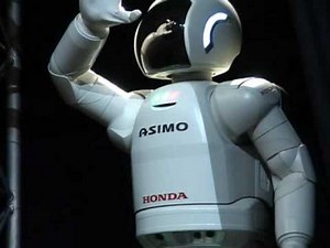 World's most advanced robot Asimo gets Edinburgh Science Festival underway