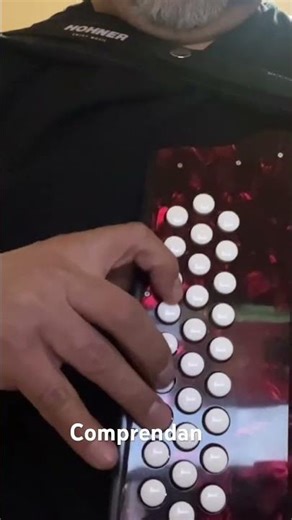 Compréndala, (intro). Acordeón de fa, tono mi bemol.