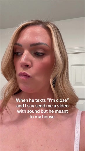 Miscommunication in Texts: A Funny Mix-Up