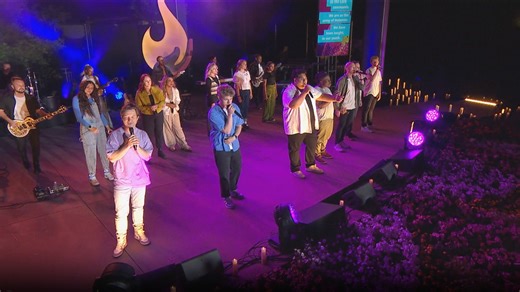 This For the Strength of Youth (FSY) Medley reminds us that we are all children of God. And we’ve been called to bring the world His truth. Who can you bring God’s truth to? Share in the comments! Watch the full concert on the Strive to Be YouTube channel: https://www.youtube.com/playlist?list=PLe0BvbTylcNPBKWqqo8QEj58sdFY_TQHq 🎶 Listen to more music on Spotify: https://open.spotify.com/artist/66YzHdK0FWCQSKMlXf3Rbj © 2024 by Intellectual Reserve, Inc. All rights reserved. This song may be copi