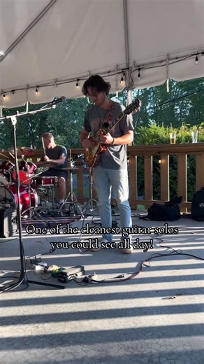 A killer solo Saturday! A quick and clean guitar solo over Take a the Money And Run by Steve Miller Band! 🤘🤘🤘 #guitar #guitarsolo | Moonlight Saints