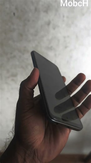 Redmi 8 4Gb 64 GB storage phone only. display change good condition. 884 805 7692. Ernakulam