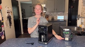 AIRMSEN Grind & Brew Coffee Maker with Built-in Grinder, Programmable Single Serve Coffee Maker - 5 Cup Capacity, 3 Grind Settings, Auto Keep Warm & Glass Carafe for Home and Office