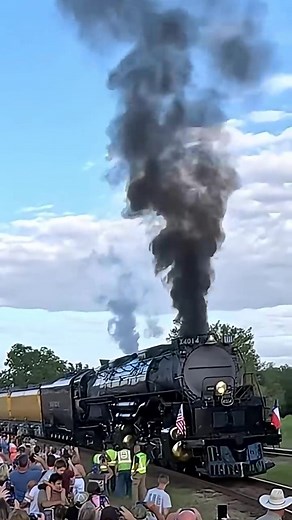 150K views · 4.8K reactions | Union Pacific big boy 4014 railroad.  imlivingthedream | Union Pacific Big Boy Heritage Shop | Facebook
