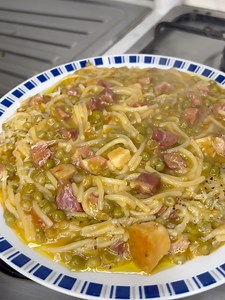 272K views · 1.3K reactions | Pasta e piselli con pancetta e scorza di parmigiano..  | Italian food | Facebook