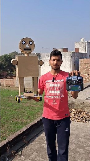 cardboard robot design model |