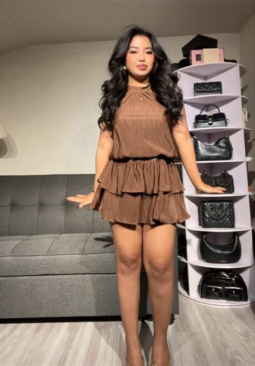 How to Tie a Dress for a Shorter Look