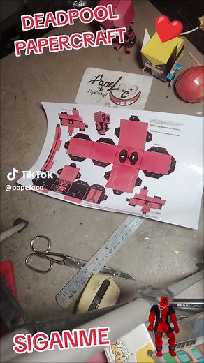 DEADPOOL PAPERCRAFT: Create Your Own Paper Art of Deadpool