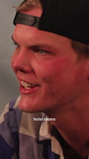 ❤️❤️Avicii interview at Entervista, Mexico, 2012. & Performance "Dear Boy" from XS Las Vegas, 2013. ❤️❤️ #avicii #tim #timbergling #aviciiforever Credit : Tiktok fuckthemusic | Tim Bergling Fans