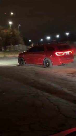 Had to pull fuse 77 to see what she was on it got down for awd 2019 dodge Durango rt #dodge #hemi