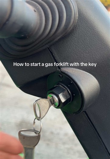 How to forklift - lesson 1 #howto #start #forklift #fyp