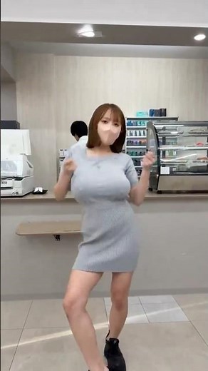 踊ってみた コンビニ店内で急に踊り出すwwwwwww 雰囲気変わりすぎ👀 店内ダンス #dance #shorts