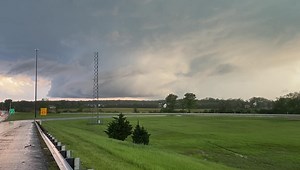 Dangerous storm going over Crown Point capable of producing a tornado Video - Paul Goddard 231 & 65 | Region News Source