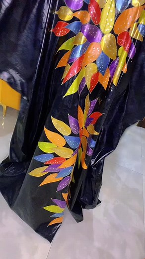 Showcasing Vibrant Traditional African Garments