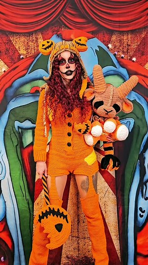 Crochet Hat Making: WASTELAND Aviator Base & Twisted Treat Lollipop Pattern