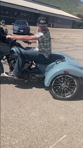 2024 Harley-Davidson Road Glide 3 Trike in reverse