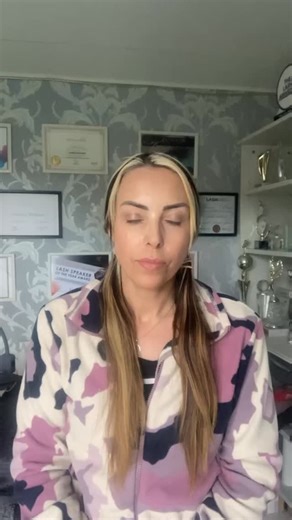 Maximise your lash earnings for Christmas. Don’t miss the boat!! Link in bio or www.eyelashexcellence.com #lashartist #lashextensions #lashtech #volumeeyelash #lashlift #classiclashes #megalashes #lashmappingtips #lashbusinessuk #lashbizstrategy #slowseasonlashes #lashretentiontips #lashtraininguk #bespokesetlashes | Eyelash Excellence | Facebook