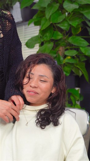 Transformación de Sonia: Deléitate con Tonos Cálidos