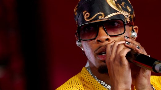 D4vd cancels remaining U.S. tour dates, including LA Greek Theatre show