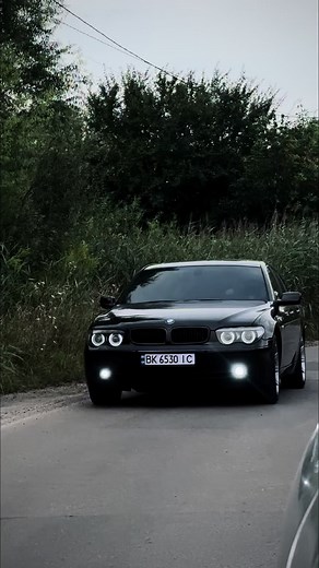 Exploring the BMW E65: The Ultimate Driving Machine