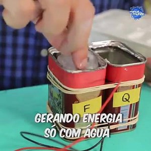 Na experiência de hoje, você aprende um jeito de gerar energia só com água! Acompanhe o passo a passo com a gente: http://www.manualdomundo.com.br/?p=20611 | Manual do Mundo