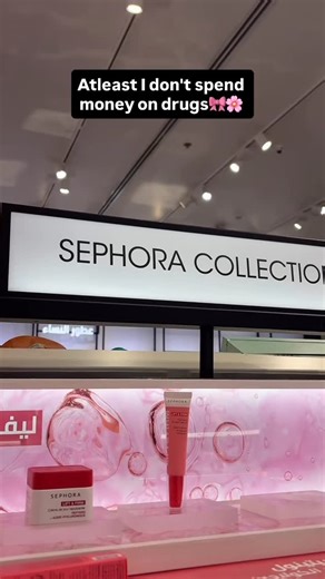 Ruby Diaries 🩷 on Instagram: "Makeup is my addiction 😭"