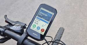 Am testat Garmin Edge 1050! Ciclocomputer premium pentru cicliști de performanță, cu GPS precis și un display generos