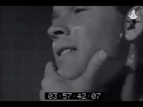 Vintage 1961 Television Commercial: Gillette Adjustable Razor #wetshaving #razor #ad #vintage