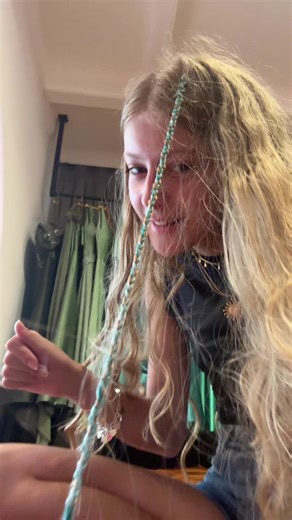 Os vídeos de clarinha 🤍 (@off.clariinhaa) com original sound - clarinha 🤍