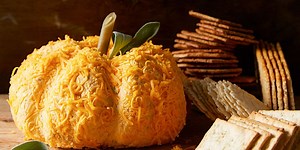 Make This Savory Pumpkin Cheese Ball All Fall Long