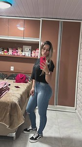 44K views · 4.7K reactions | Nada nela é passageiro. | Gabi Caminhoneira | Facebook