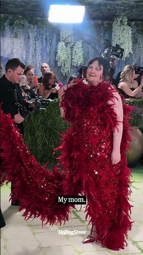 Lena Dunham Says She Listened to her Own Anxiety While Getting Ready For the Met Gala