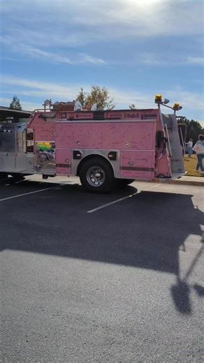 What an incredible evening we had at the Adora Children’s Fall Festival! Families enjoyed a little bit of everything — cuddly friends at the petting zoo, endless bubbles and music, exciting time on the tumbling bus, visits from the fire trucks, and so many fun games and activities for everyone to enjoy. A huge thank you to our amazing sponsors who helped make this event possible: 📚 Greenville County Library System 🔧 Not to Worry Plumbing, Heating & Air 🚘 Titan Auto Glass 🥕 Lowe’s Foods of Fi