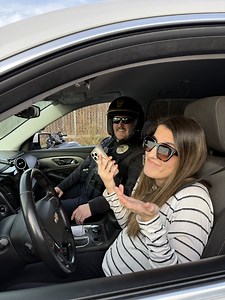 In Idaho, using a cell phone in a handheld manner is against the law, even while stopped at a red light. You might be on the wrong end of a $131.50 ticket if you're caught. #donttextanddrive #gcpdidaho | Garden City Police Department - Idaho