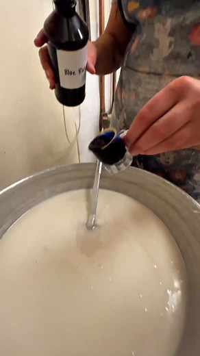 How we drop our blue cream candy! #herculescandy #syracuseny #candy #asmr | Hercules Candy Co