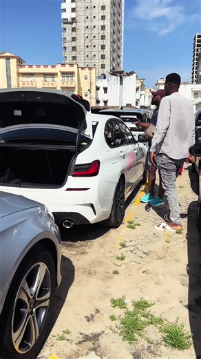 Check Out the New BMW 320i M Sport Premium Grade