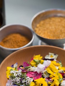 10 edible flowers that are unbelievably delicious