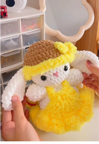 Stuffy Bunny Keychain: Crocheted Cuties for Everyone