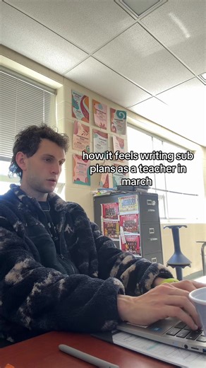 Navigating the Challenges of Writing Sub Plans as a Teacher